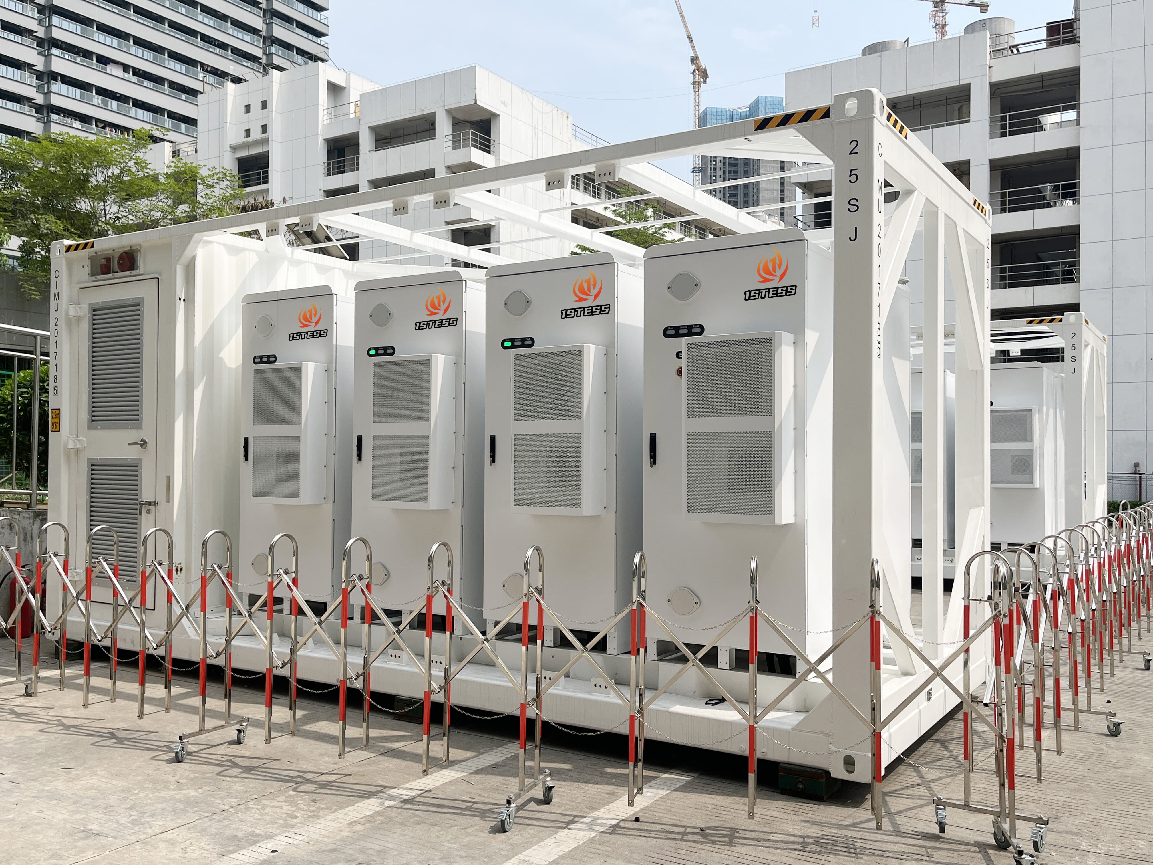 400V - 800V 20ft Baterai Containerized Sistem penyimpanan energi remote ...