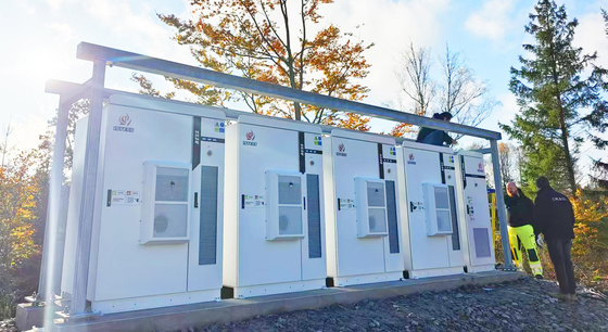 215Kwh Baterai Lithium Solar Container untuk penyimpanan energi tegangan tinggi dalam aplikasi industri dan komersial